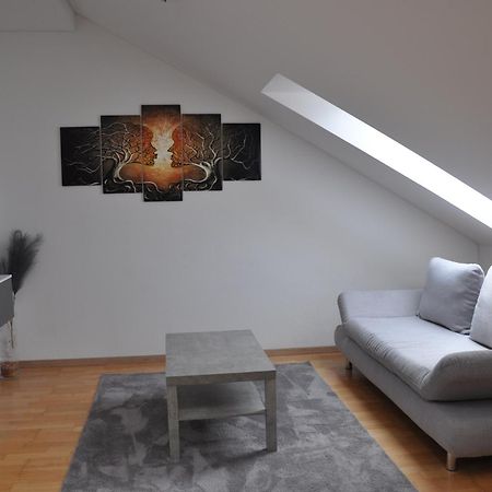 Ferienwohnung "Julka" Kostenloses W-Lan Giebelstadt Luaran gambar