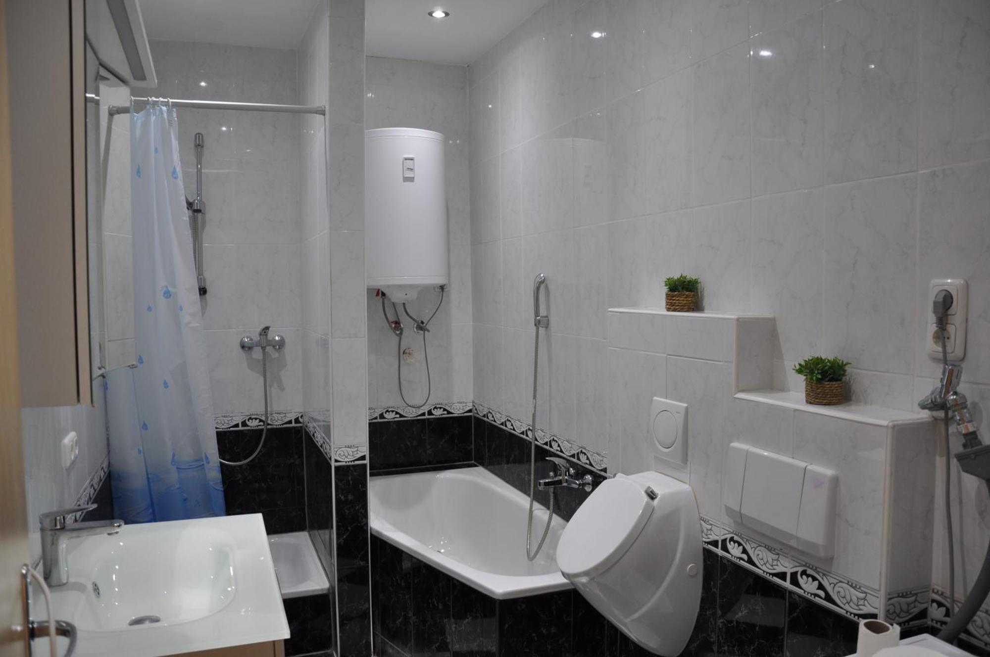 Ferienwohnung "Julka" Kostenloses W-Lan Giebelstadt Luaran gambar