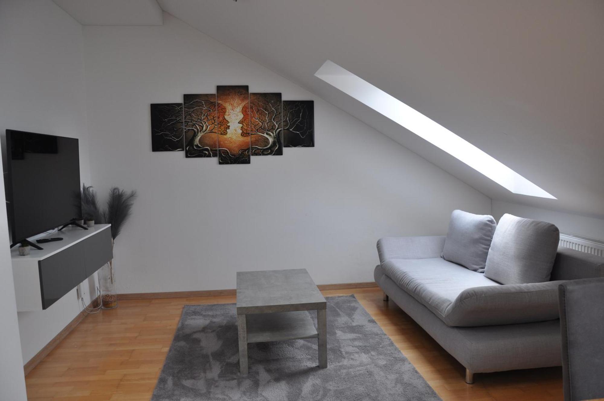 Ferienwohnung "Julka" Kostenloses W-Lan Giebelstadt Luaran gambar
